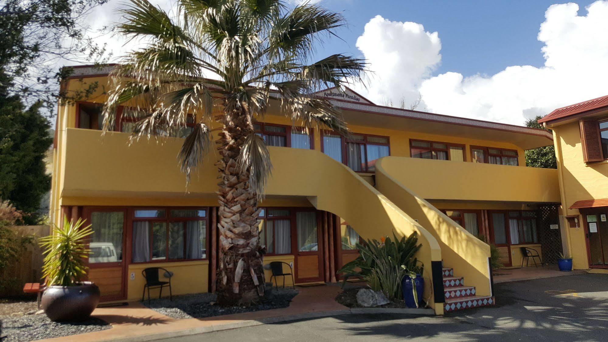 Apartments Paradiso Нелсън Екстериор снимка